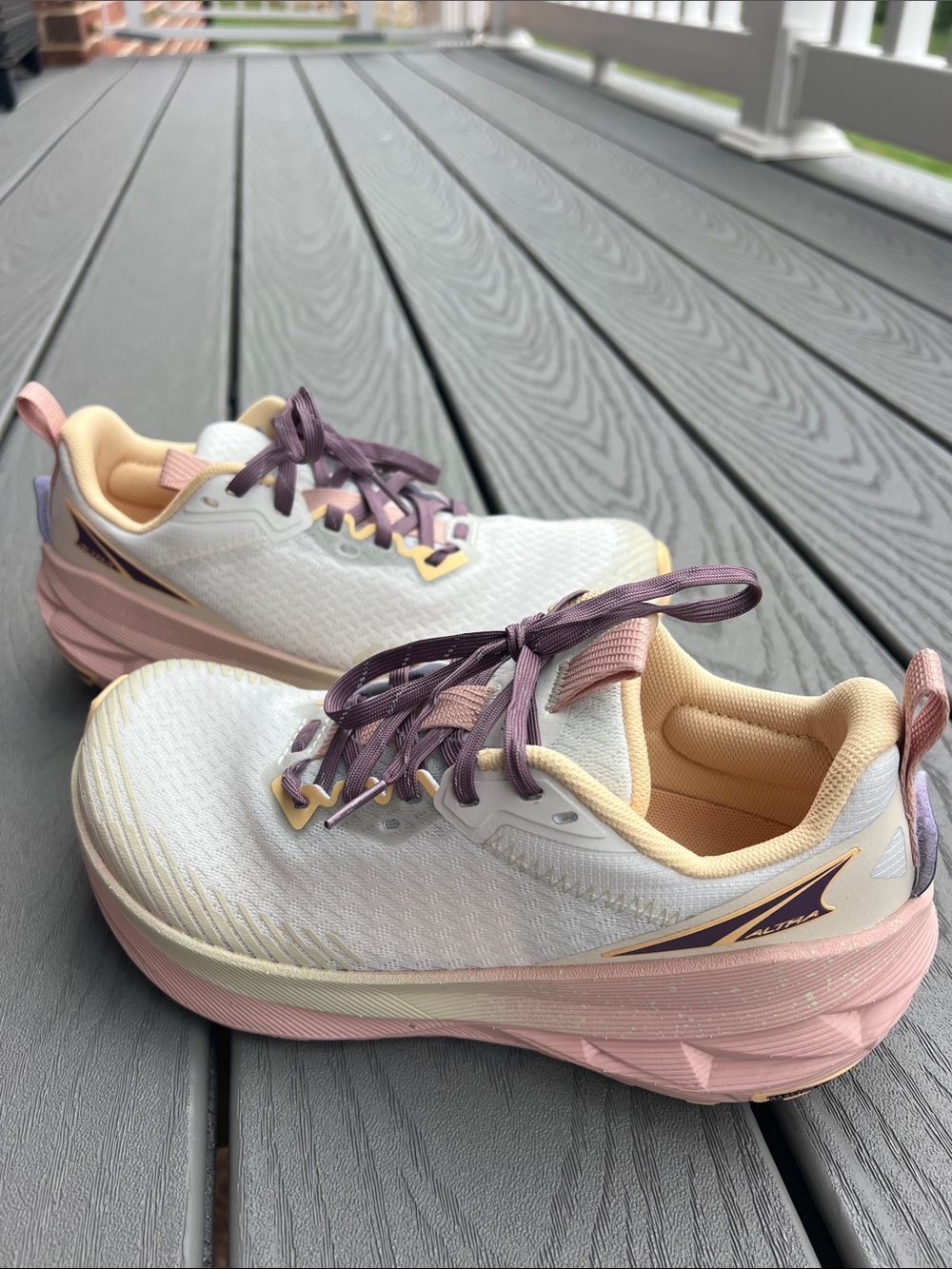 Women’s Altra Shoes - Picture 1 of 5